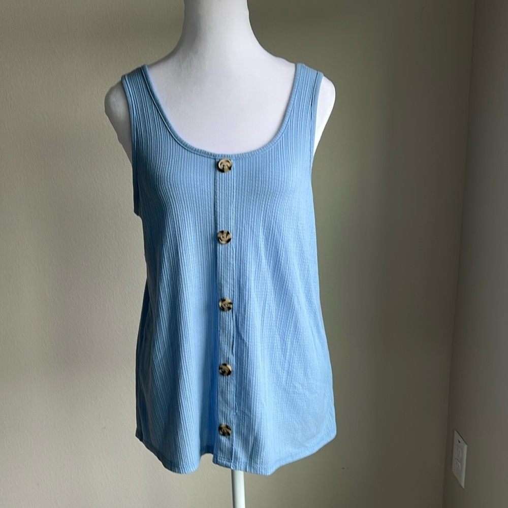 GYFT women’s denim blue sleeveless top